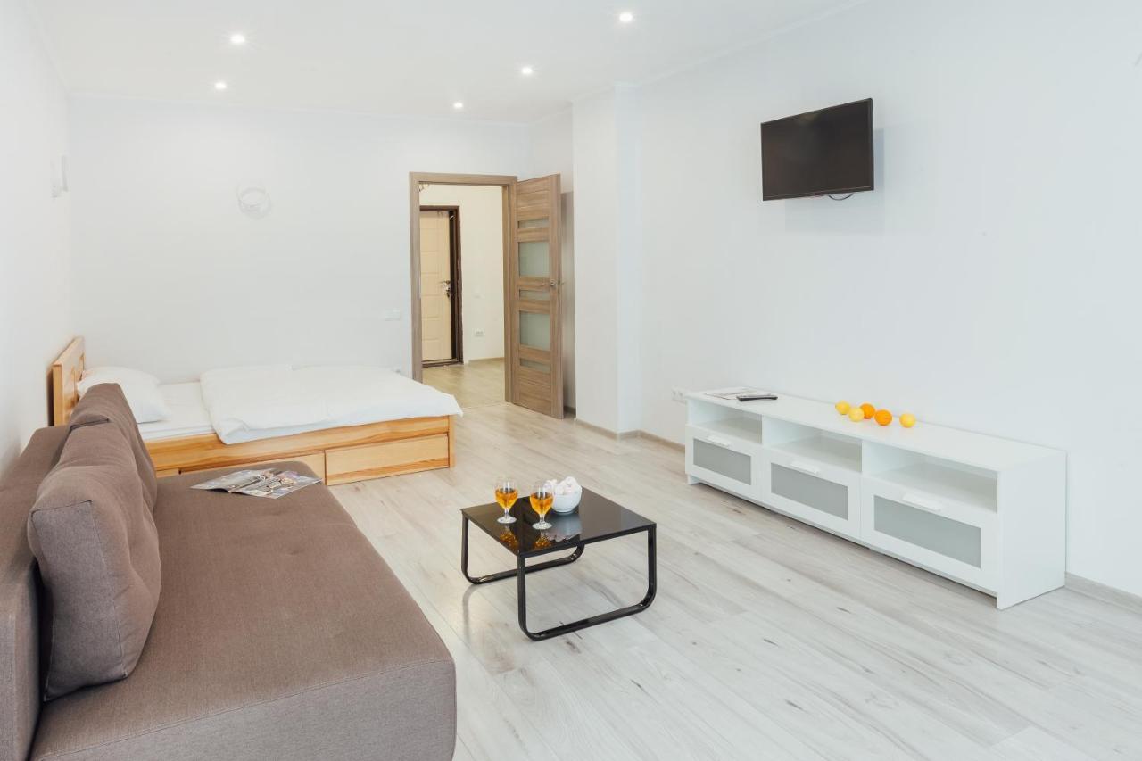 Domkolviv Appartement Buitenkant foto