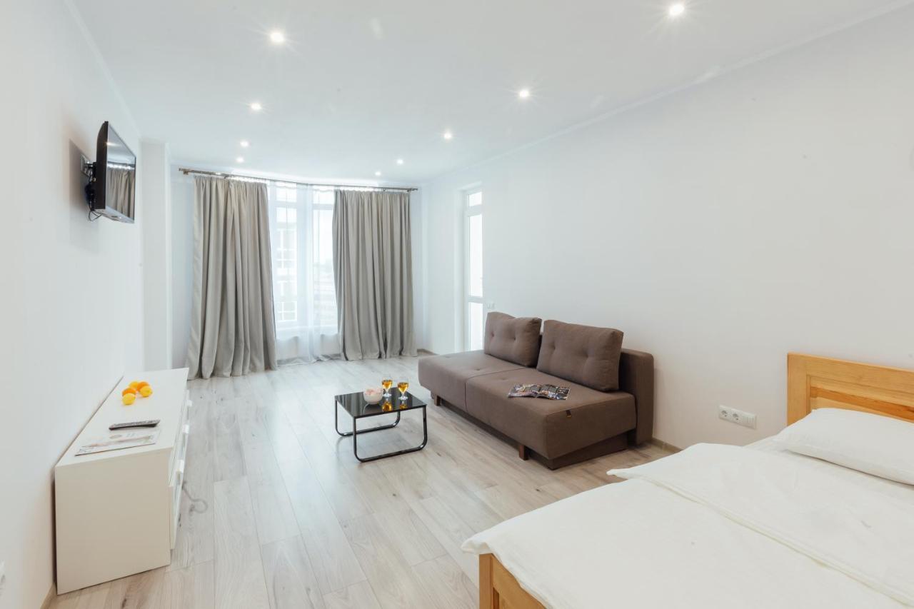 Domkolviv Appartement Buitenkant foto