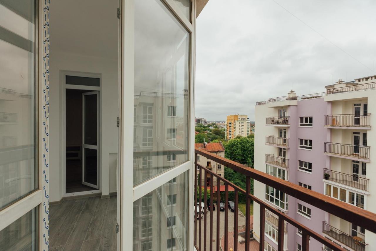 Domkolviv Appartement Buitenkant foto