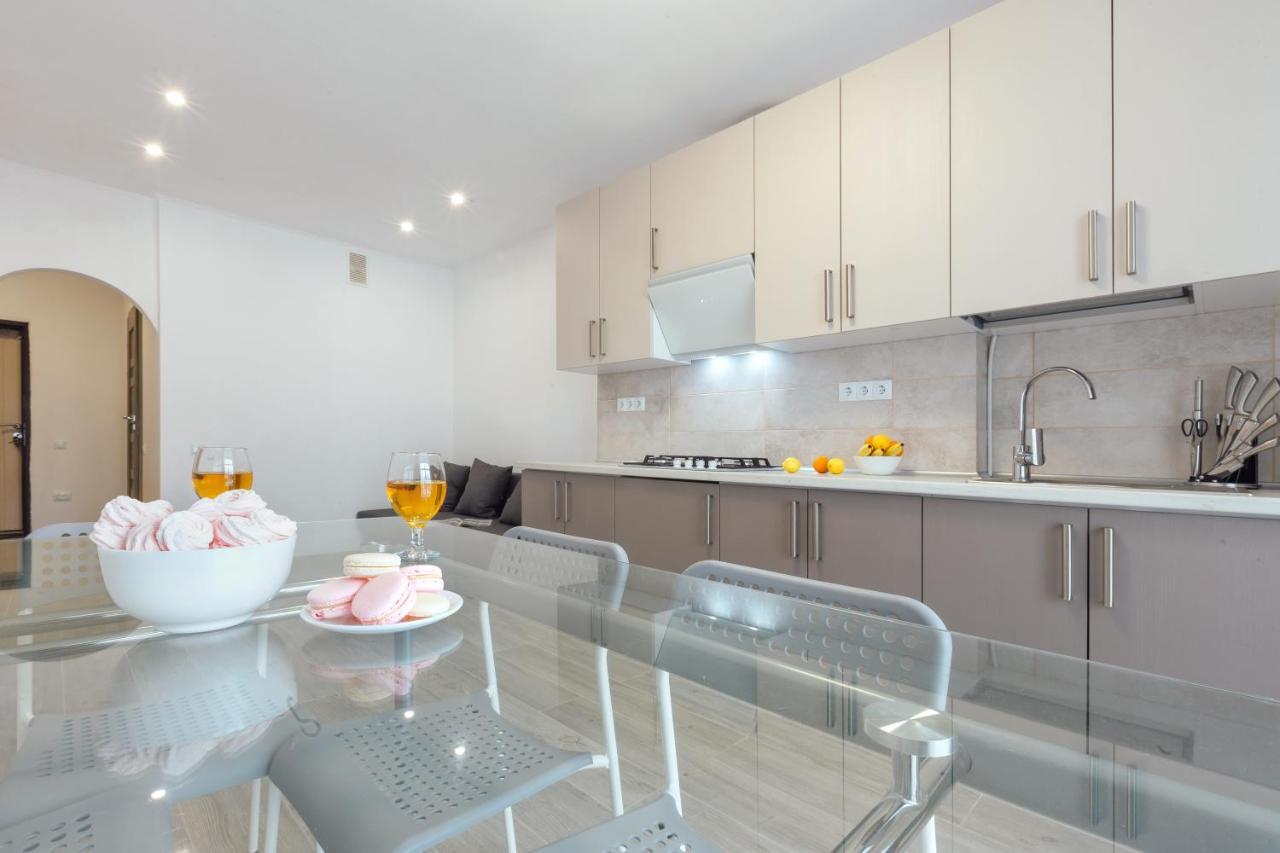 Domkolviv Appartement Buitenkant foto