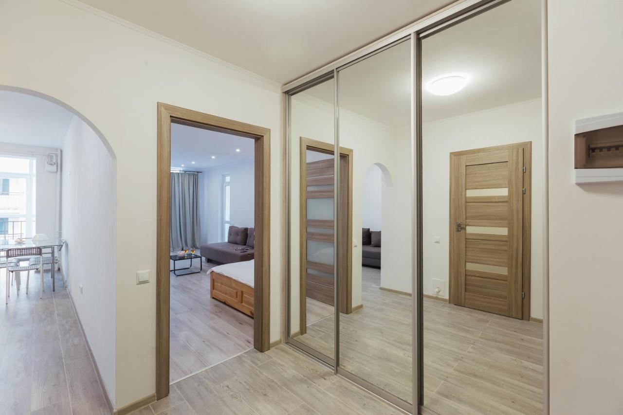 Domkolviv Appartement Buitenkant foto